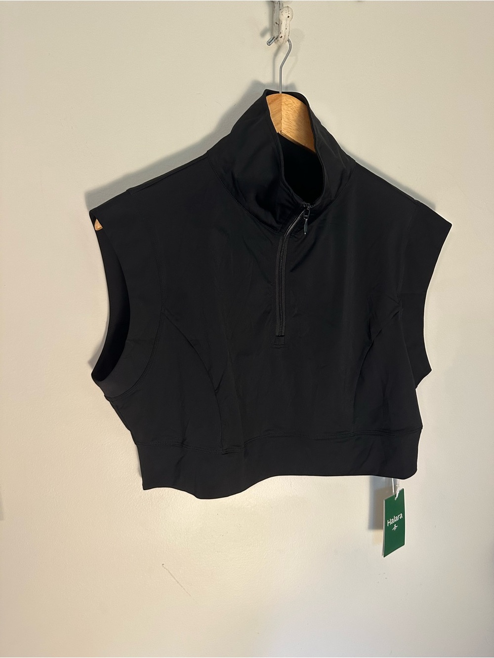 NWT Halara boxy mock neck quarter zip top black - Picture 2 of 5